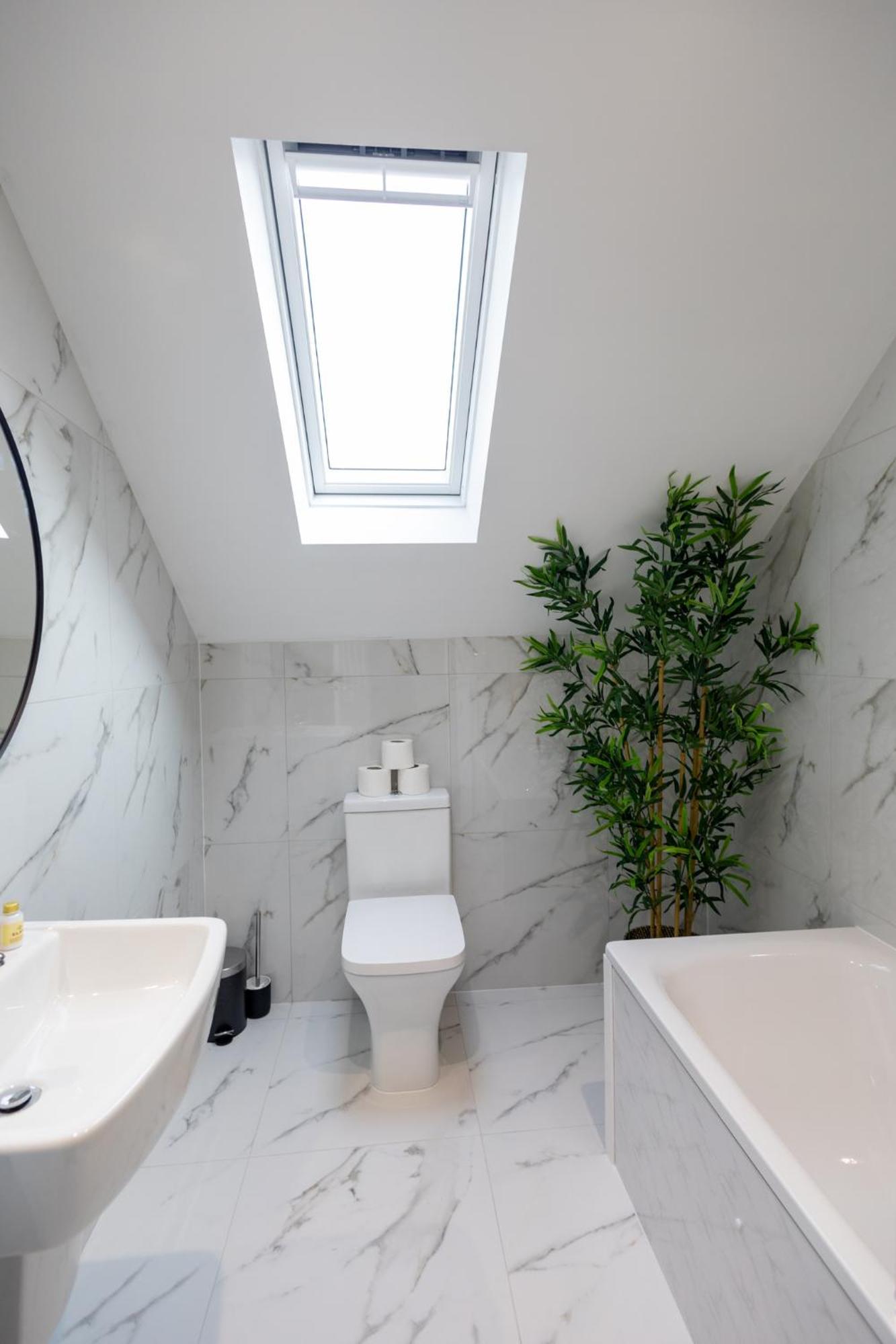 Contemporary 3Br Flat In Watford Apartment Exterior foto